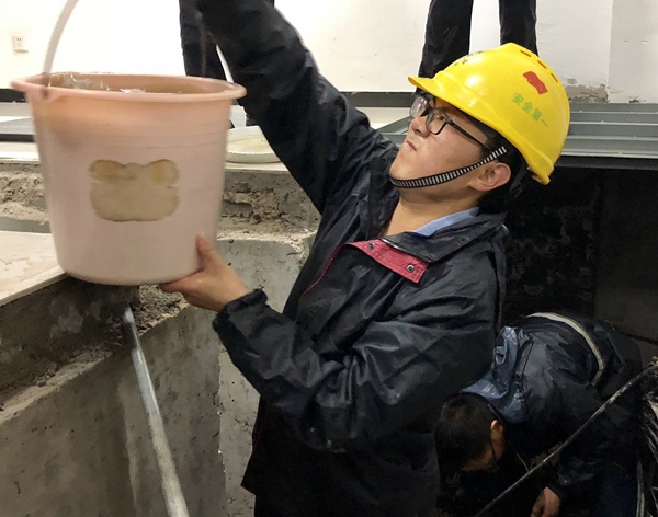 蒲洁能化：这就是优秀共产党员的模样